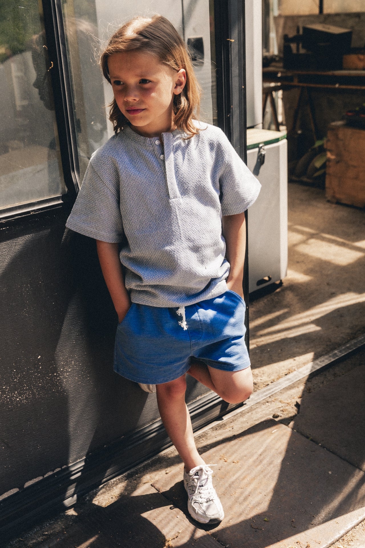 Loay | Blue light - Image 6