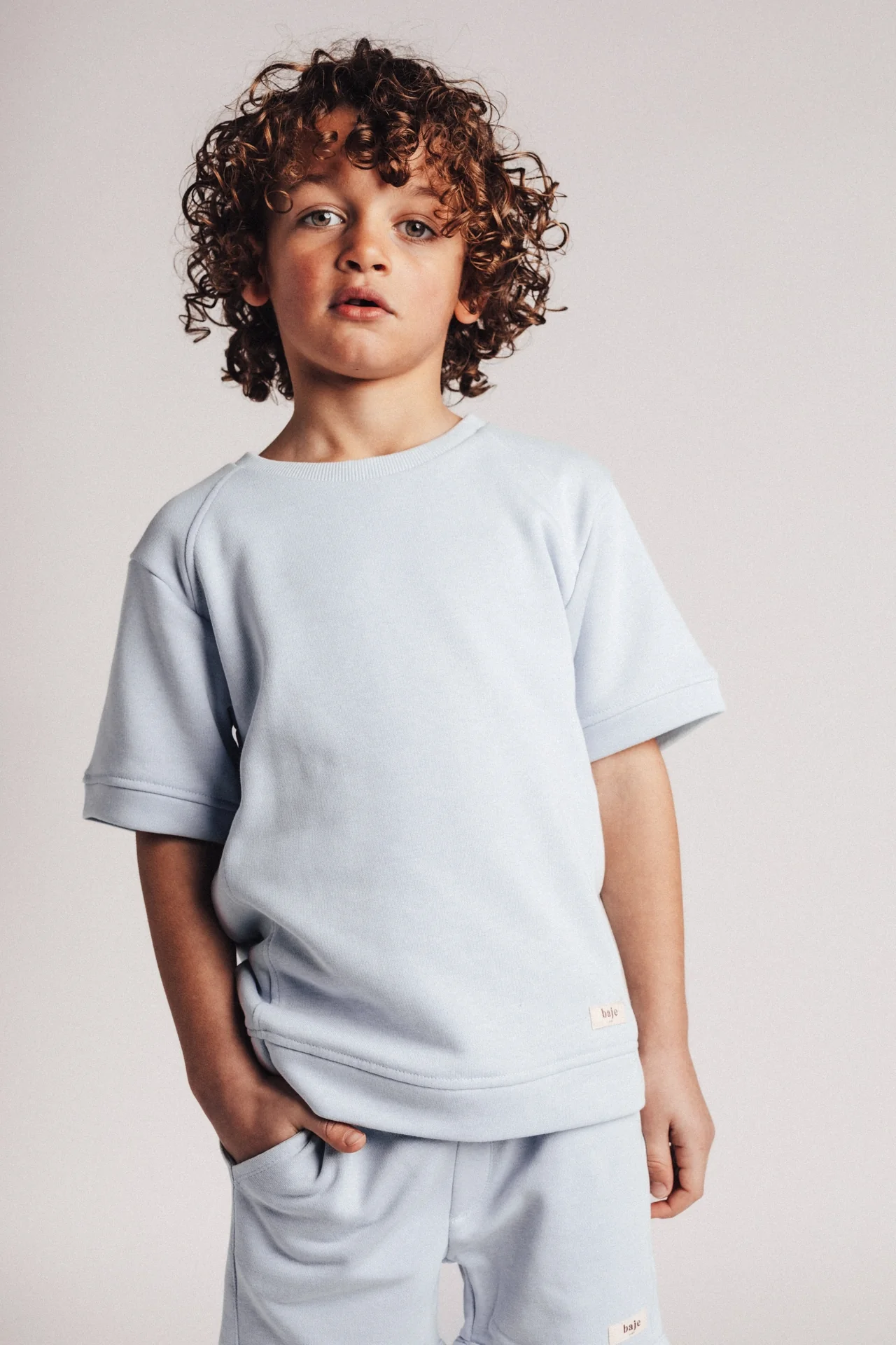 Mylo | Blue sky