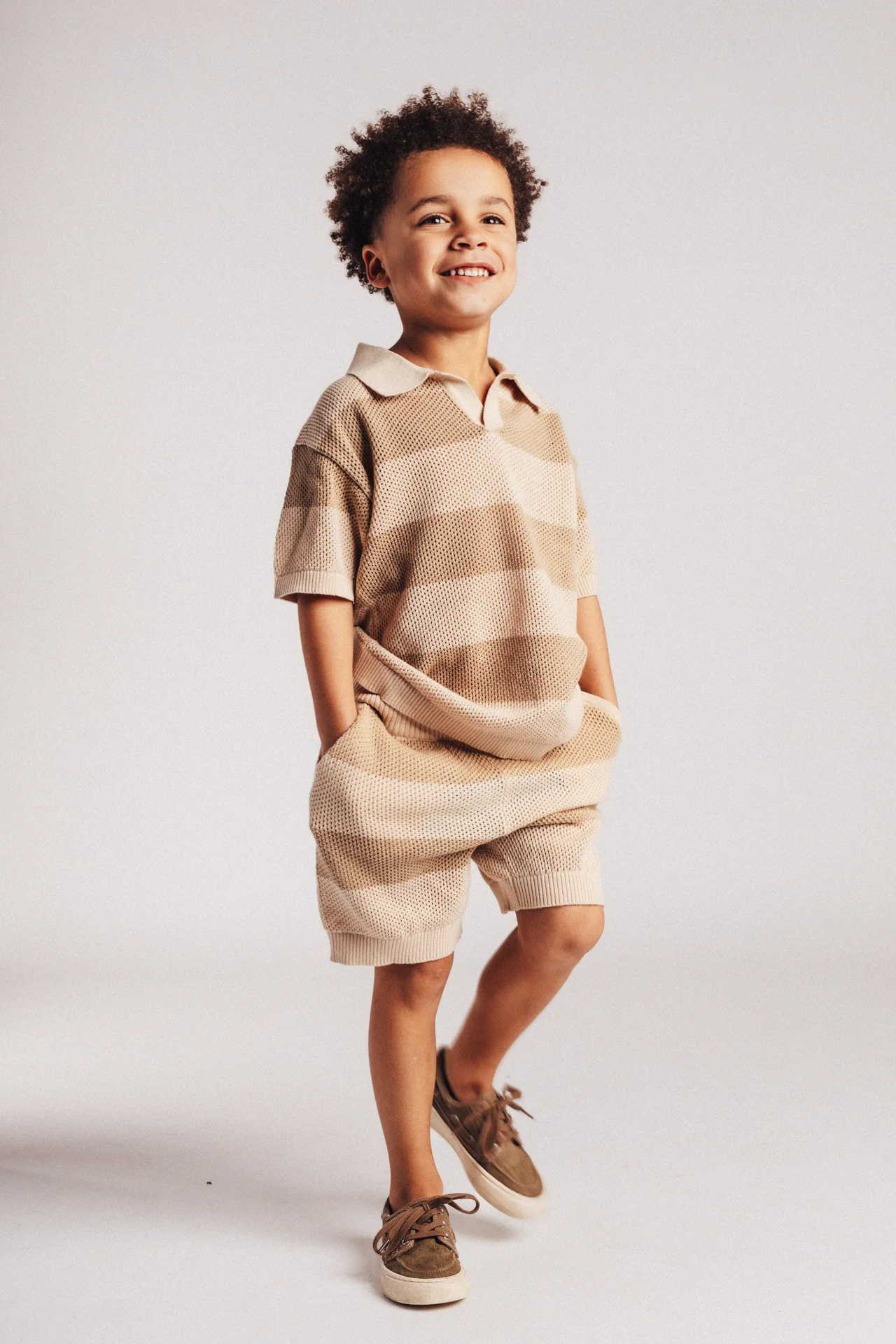 Sev | Taupe - Image 4